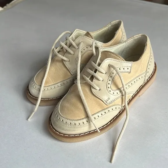 Shoe Be Doo Made in Italy Cream Leather Oxford Lace Up Shoes for Toddler. Size 9