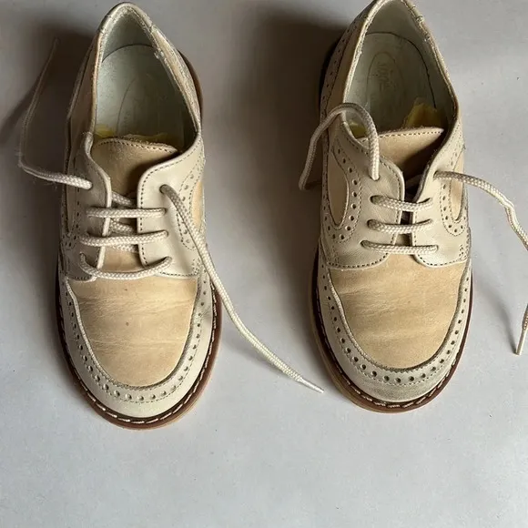 Shoe Be Doo Made in Italy Cream Leather Oxford Lace Up Shoes for Toddler. Size 9