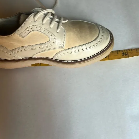 Shoe Be Doo Made in Italy Cream Leather Oxford Lace Up Shoes for Toddler. Size 9