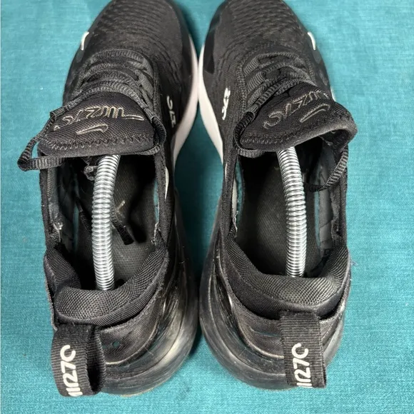 Size 10 - Men’s Nike Air max 270 black/white shoes