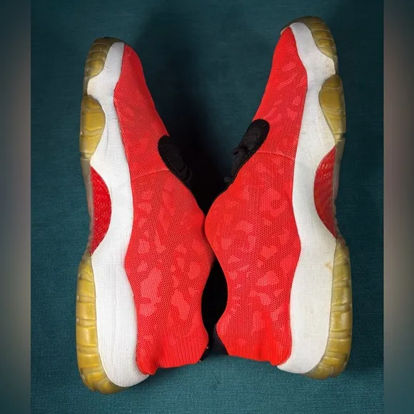 Size 13 - Men’s Air Jordan Future low Bright Crimson camo shoes