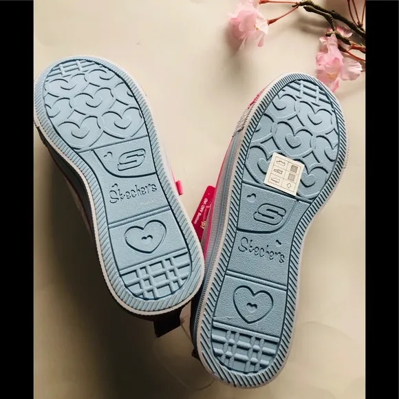 Skechers Girl’s Twinkle Toes Lights Up Shoes