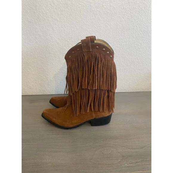 Smokey Mountain Suede Fringe Boots Girl's size 4.5 Style‎ Wysteria