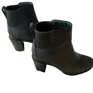 SOREL BLACK CHELSEA HIGH HEEL BOOTS SIZE EUR 38/US 7