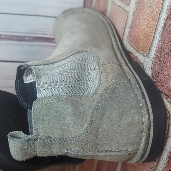 Steve Madden Mens Grey Sand Suede Intuit Leather Chelsea Boot Size 12