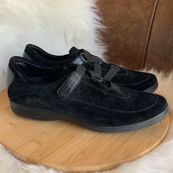 Stuart Weitzman || Black Suede Leather Slip On Sneakers 9.5 M