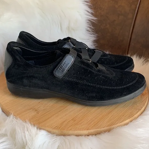 Stuart Weitzman || Black Suede Leather Slip On Sneakers 9.5 M