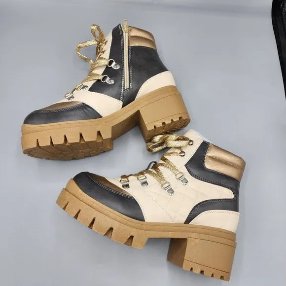 Sugar calling hiker NIB black cream gold color block lug sole boots woman's 8M