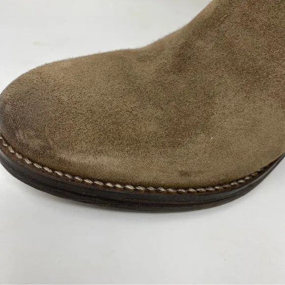 Taos Shaka Taupe Suede Boots