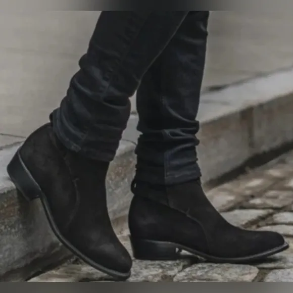 Thursday Black Suede Rogue Boots Size 16