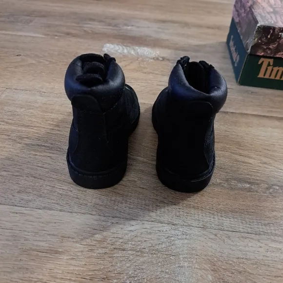 Timberland Children's Toddler Big Baby Classic Black 6&quot; Boots Size 5.5 New NOB