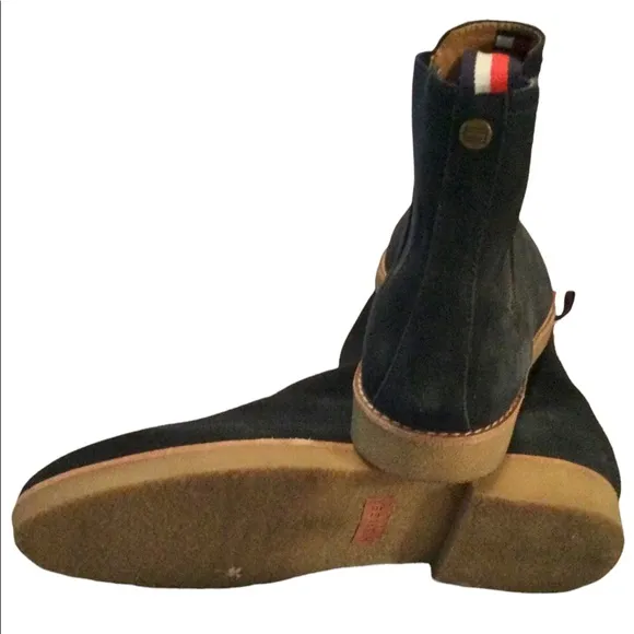 TOMMY HILFIGER MENS BLUE SUEDE BOOTS