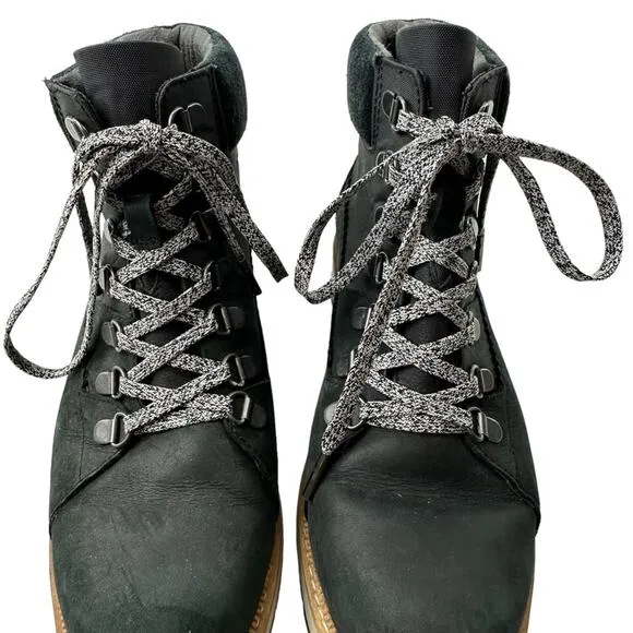 Toms Mesa Waterproof nylon boots women’s size 8