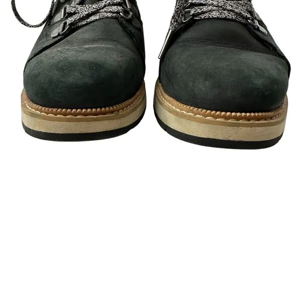 Toms Mesa Waterproof nylon boots women’s size 8