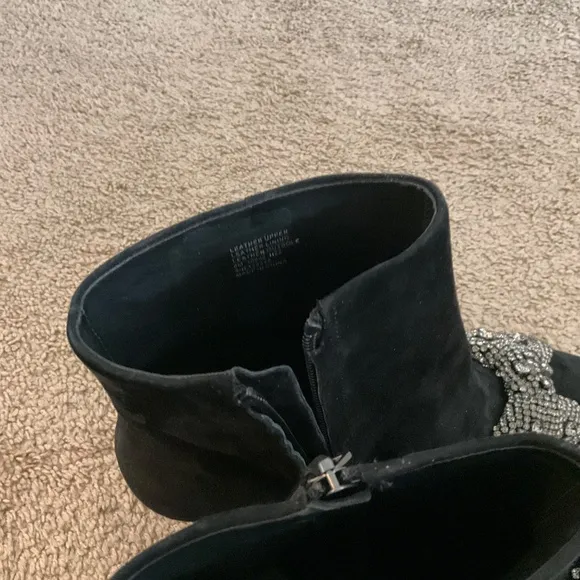 TORY BURCH EMBELLISHED SUEDE BOOTS WITH CRYSTAL BOW