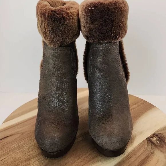 Tory Burch Sebastian Ankle Boots Size 7 M Distressed Brown Leather Real Shearlin