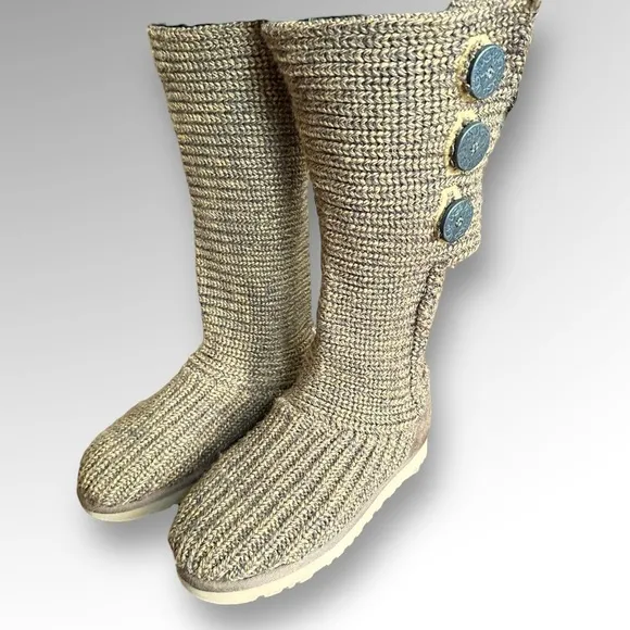 UGG Australia Classic Cardy Knit Boots Womens Size 5  EU 36  3 Buttons