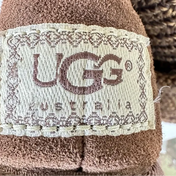 UGG Australia Classic Cardy Knit Boots Womens Size 5  EU 36  3 Buttons