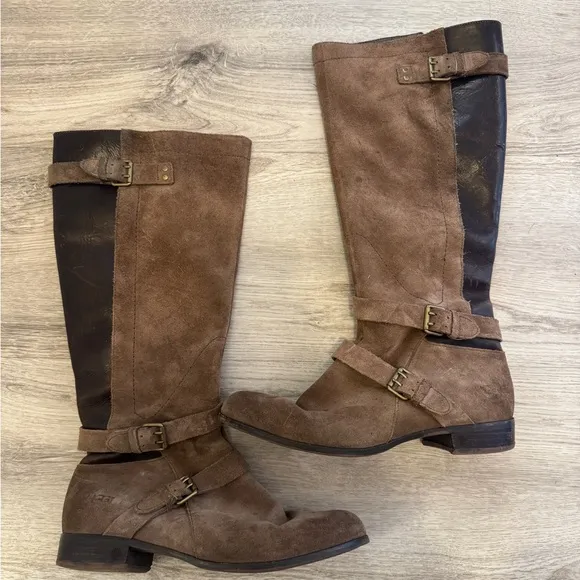 UGG Brown Boots with Suede Finish