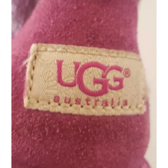 UGG Classic Glitter Boots Big Girls Size 5, Style 1000792 Purple/Grape Sparkle