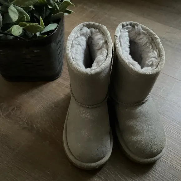 Ugg Classic II boots metallic shimmer