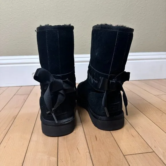 UGG Classic Lace Black Boots Booties Corset Black Size 7