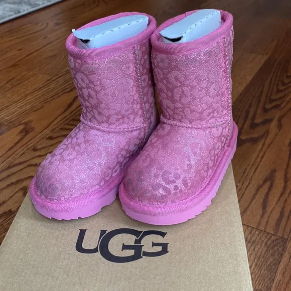 UGG Classic ll Glitter Leopard Boots