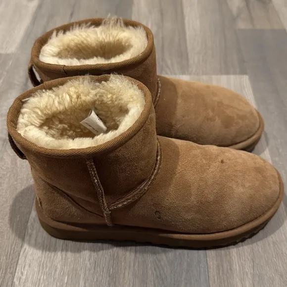 Ugg Classic Mini II Boots
