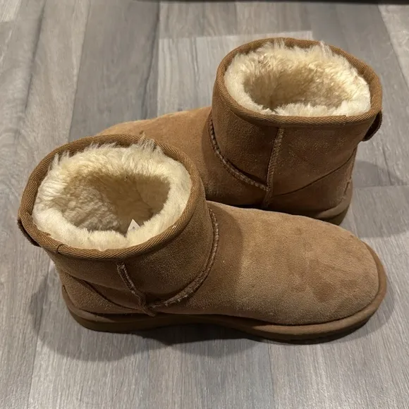 Ugg Classic Mini II Boots