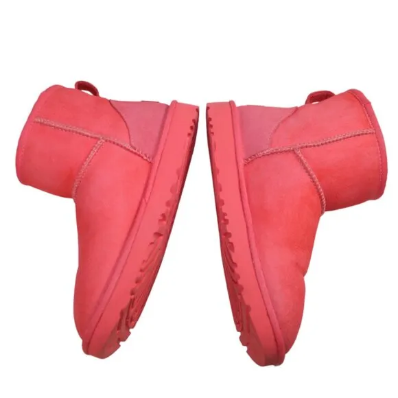 UGG Classic Mini II Punch Pink Shearling Lined Boot, Size 7