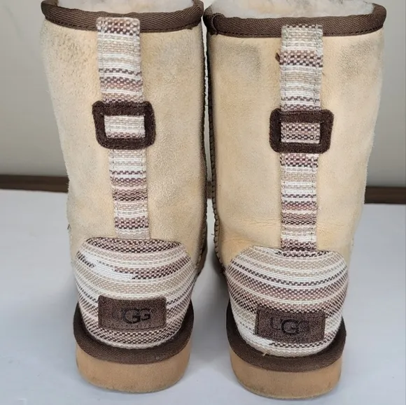 UGG CLASSIC SHORT SERAPE CREAM BOOTS Women Size 7