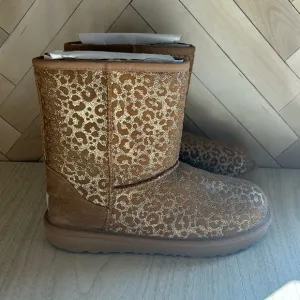 UGG Kids Classic ll Glitter leopard cheetah boots
