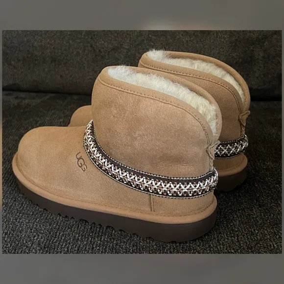UGG Kids Classic Mini Crescent Toddler Girl Boots Chestnut Color Size- 12