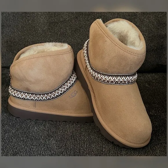 UGG Kids Classic Mini Crescent Toddler Girl Boots Chestnut Color Size- 12