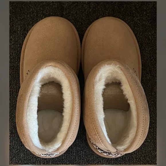 UGG Kids Classic Mini Crescent Toddler Girl Boots Chestnut Color Size- 12