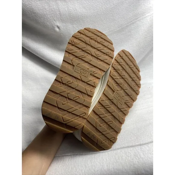 UGG MARIN CANVAS PLATFORM OFF WHITE SLIP ON SNEAKER‎ SHOES US 6 / EU 37 / UK 4