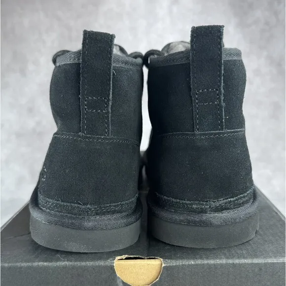 UGG Men's Neumel Black Suede Boots Chukka Size 11 With A Beat-Up Box