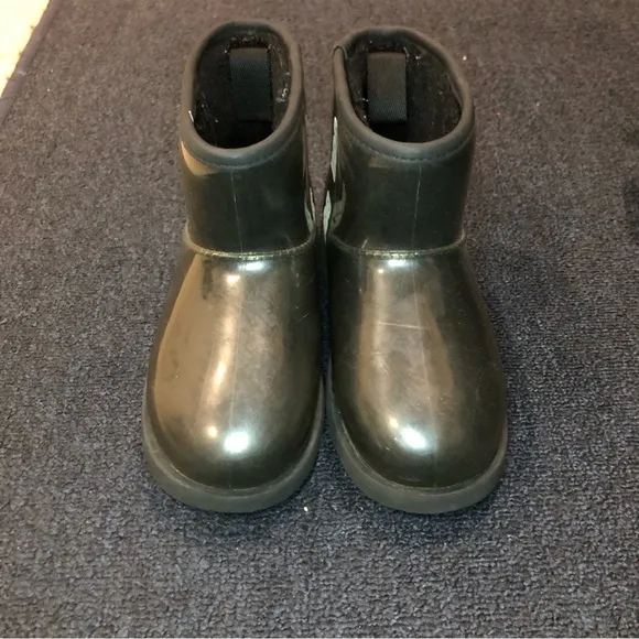 Ugg Mini Classic Ii Waterproof Black Boots Size 2