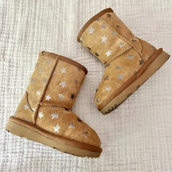 UGG | NWT Tan Classic UGGPure Metallic Star Boots