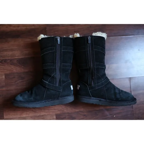 UGG Youth 4 Maddi II Casual Shearling Winter Boots Buckle Black Suede 1102529