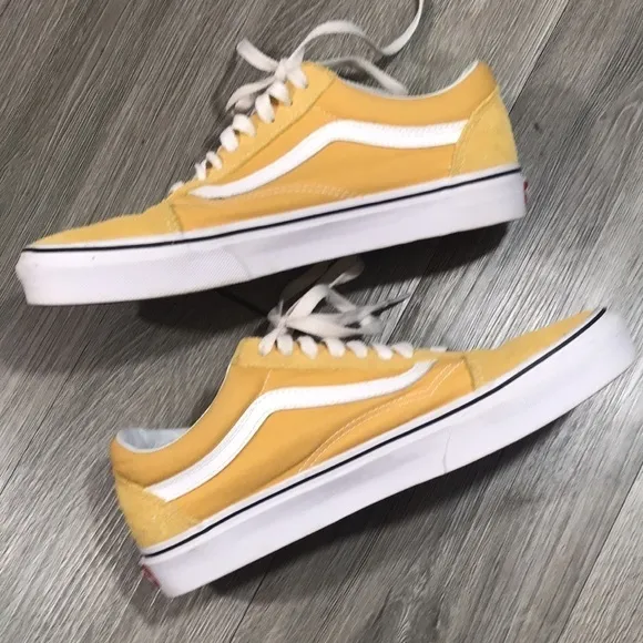 Vans Old Skool Yellow &amp; White Skate Shoes size 8 men’s 9.5 womens