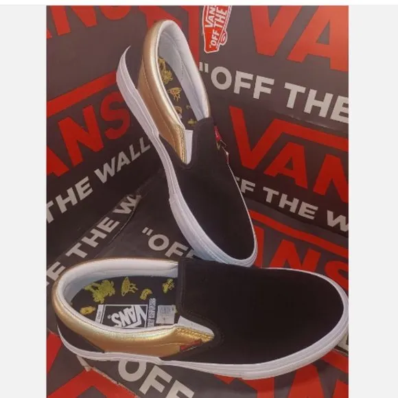 VANS Shake Junt Slip On Pro Shoes Black / Gold Men's 11.5 VN0A347V13L