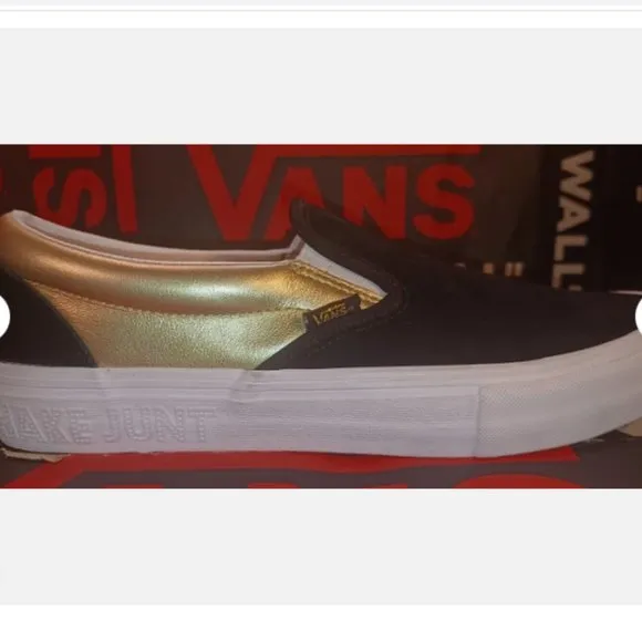 VANS Shake Junt Slip On Pro Shoes Black / Gold Men's 11.5 VN0A347V13L