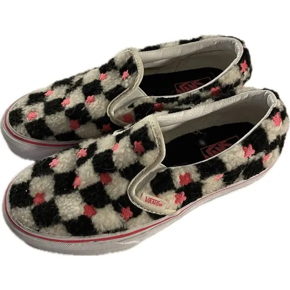 Vans Shoes Sherpa Checked Faux Fur Skate Black/White/Pink Flowers Juniors Sz 4.5