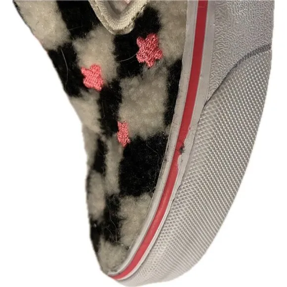Vans Shoes Sherpa Checked Faux Fur Skate Black/White/Pink Flowers Juniors Sz 4.5