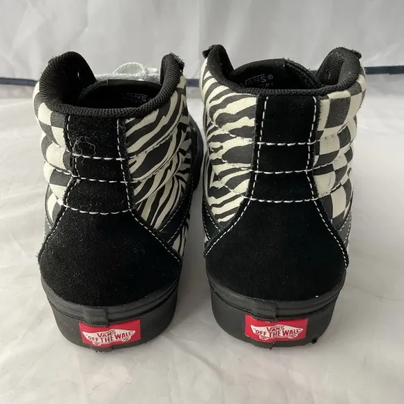 Vans Sk8-Hi ComfyCush 'Mixed Media Black Checkerboard &amp; Zebra Mens 7/Womens 8.5