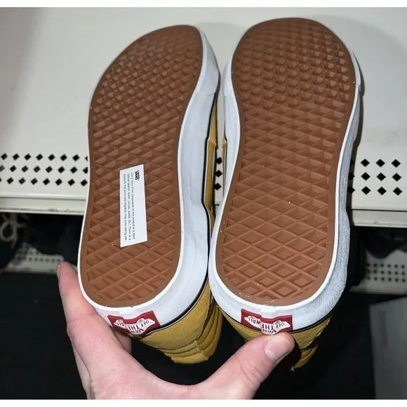 VANS Sk8-Hi Golden Yellow Mens Suede Athletic Skate Shoes Sneakers Size 8.5