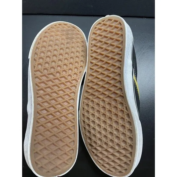 VANS The Simpsons Slip On Homer/ Bart Skate Shoes Mens 6 Women 7.5 Limited Ed