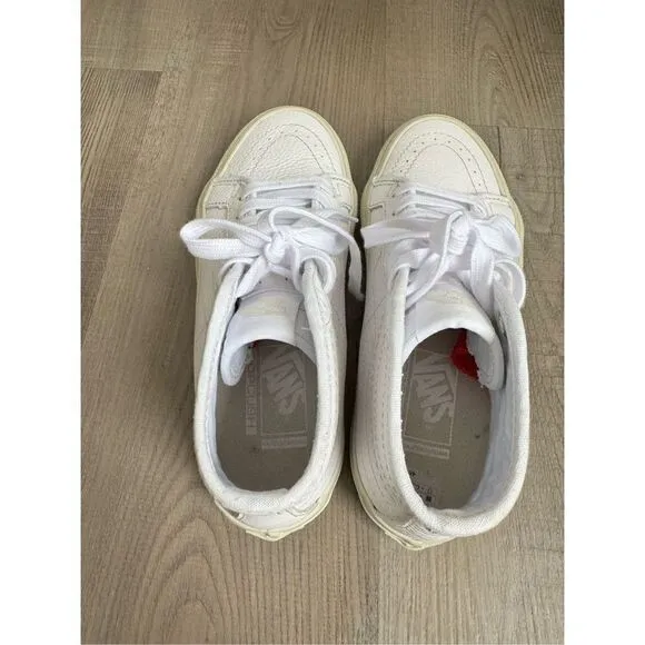 Vans Men’s 5.5 White Leather Hi Top Skate Shoes Sneakers Lace Up NWOT