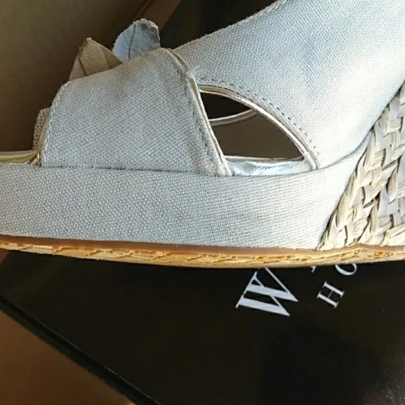 White House Black Market Samira Wedge Sandals Sz 9 NWB